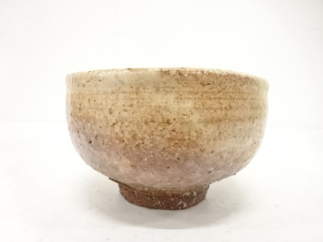  作家物　萩焼　茶碗（保護箱付）